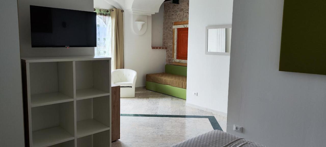Hotel Il Querceto Delle Marine LʼAquila Exterior foto